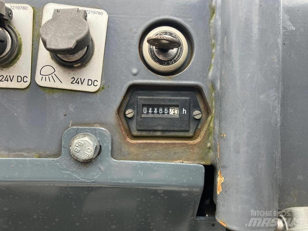 Vögele SUPER 800-3i Tandemové válce