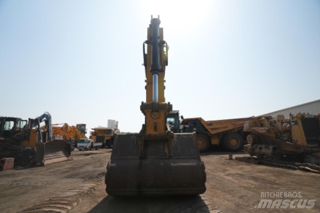 CAT 395 Pásová rýpadla