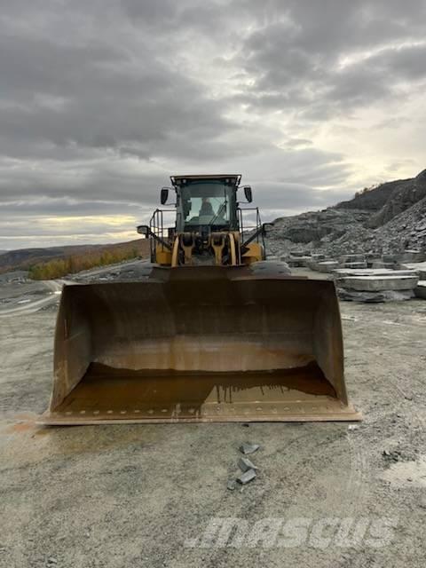 CAT 980M Kolové nakladače