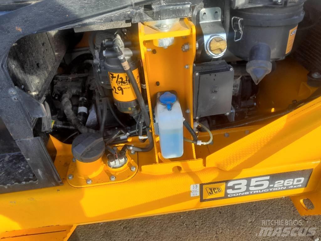 JCB TLT 35 D 4WD Teleskopické manipulátory