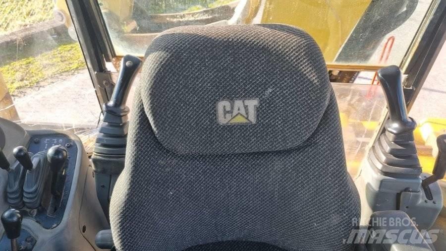 CAT 432 D 4x4 Rýpadlo-nakladače