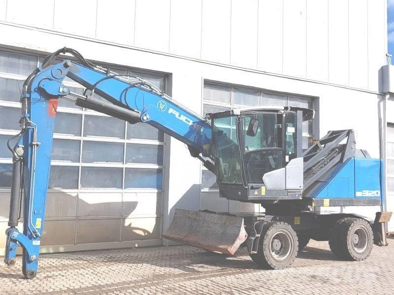 Fuchs MHL 320 F Stroje pro manipulaci s odpadem