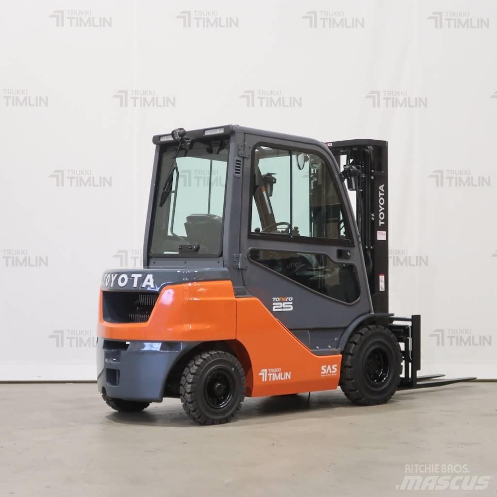 Toyota 52-8FDF25 Dieselové vozíky