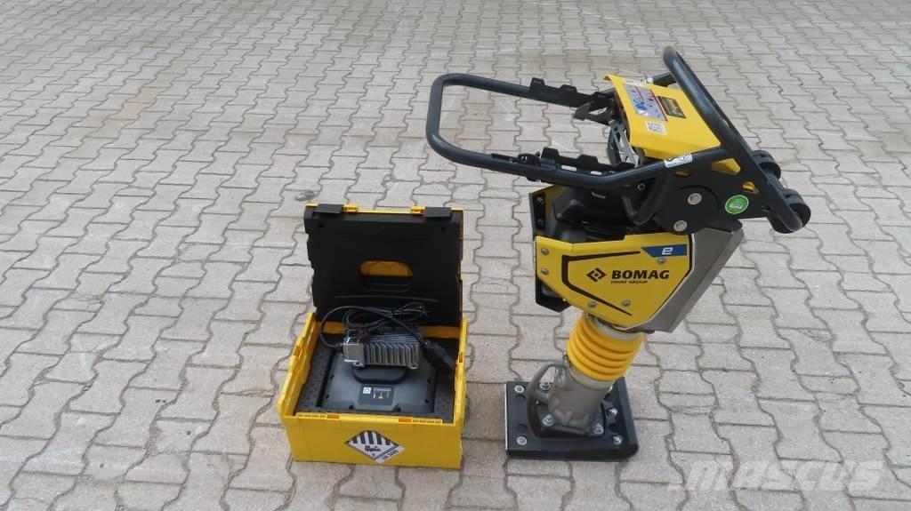 Bomag BT60E Vibrační pěchy