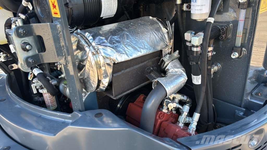 Hyundai HX 25AZ Speciální bagry