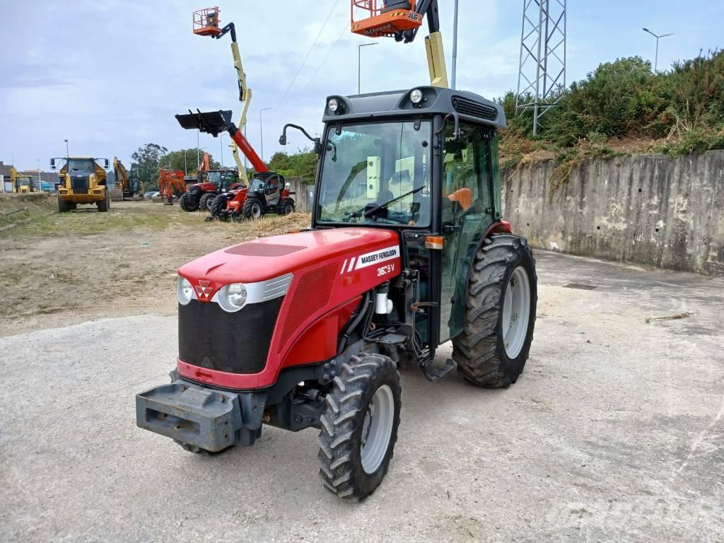 Massey Ferguson 3635 Traktory