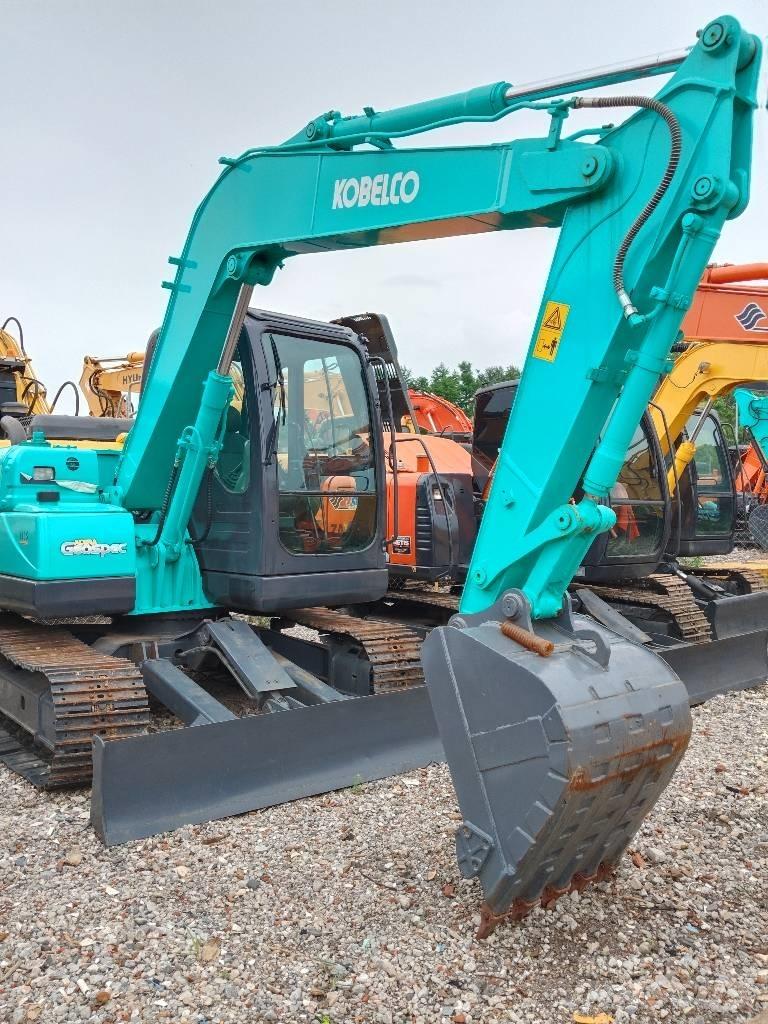 Kobelco SK 75 Pásová rýpadla