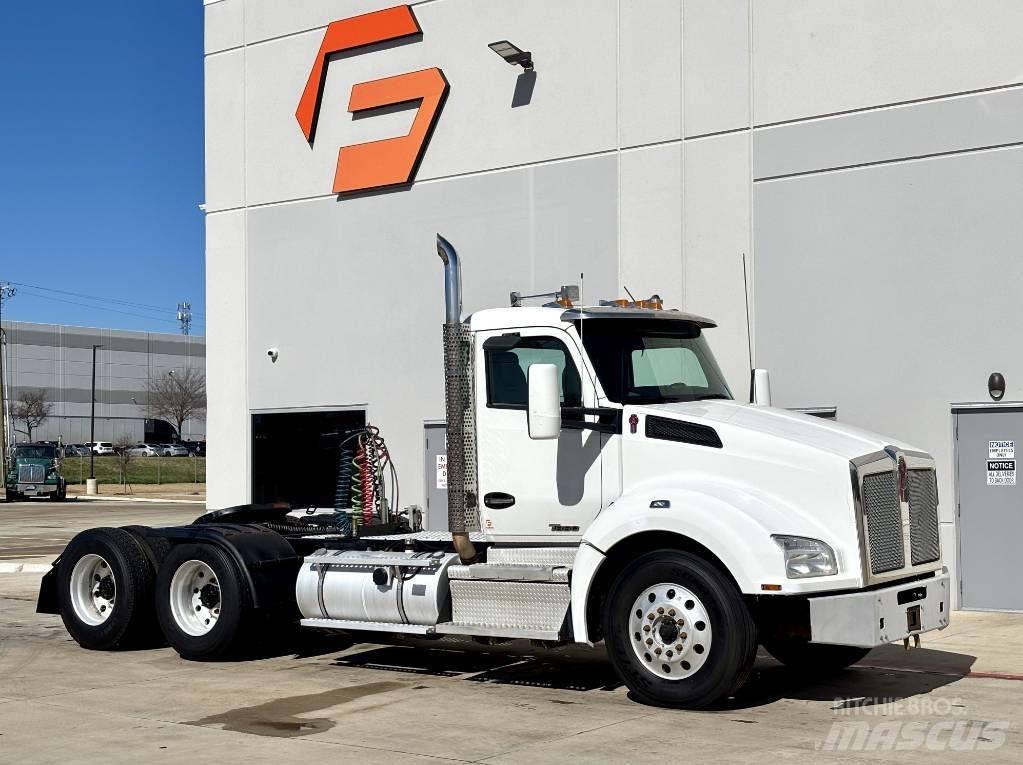 Kenworth T 880 Tahače