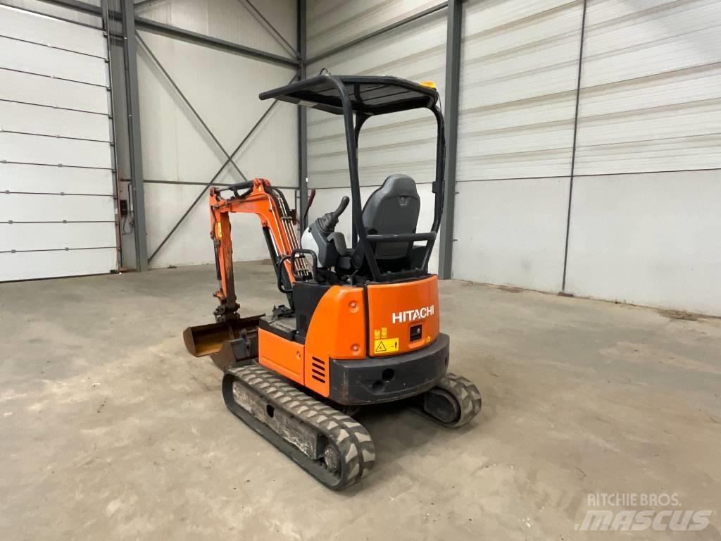 Hitachi ZX 19 U-5 A Mini rýpadla < 7t