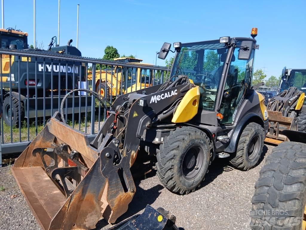Mecalac AS 750 Kolové nakladače