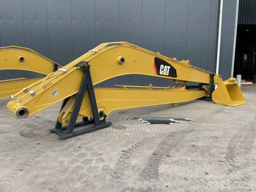 CAT 323F 18m Set Hloubkové lopaty