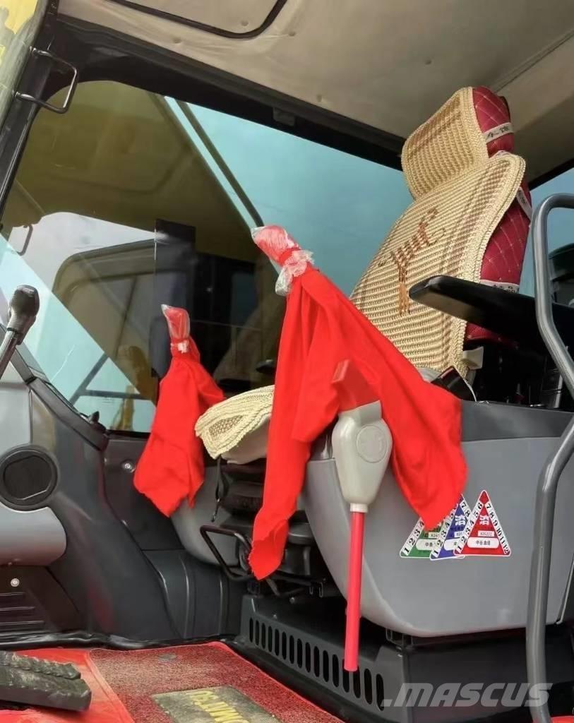 Komatsu PC 240 Pásová rýpadla