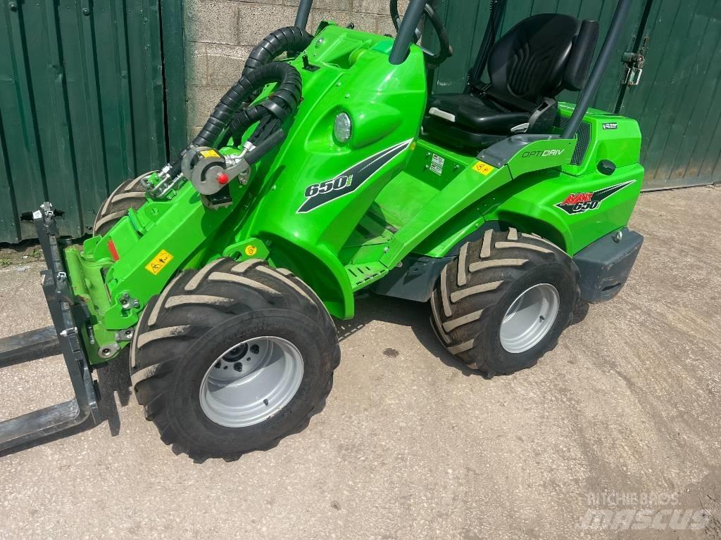 Avant 650 i Kolové nakladače