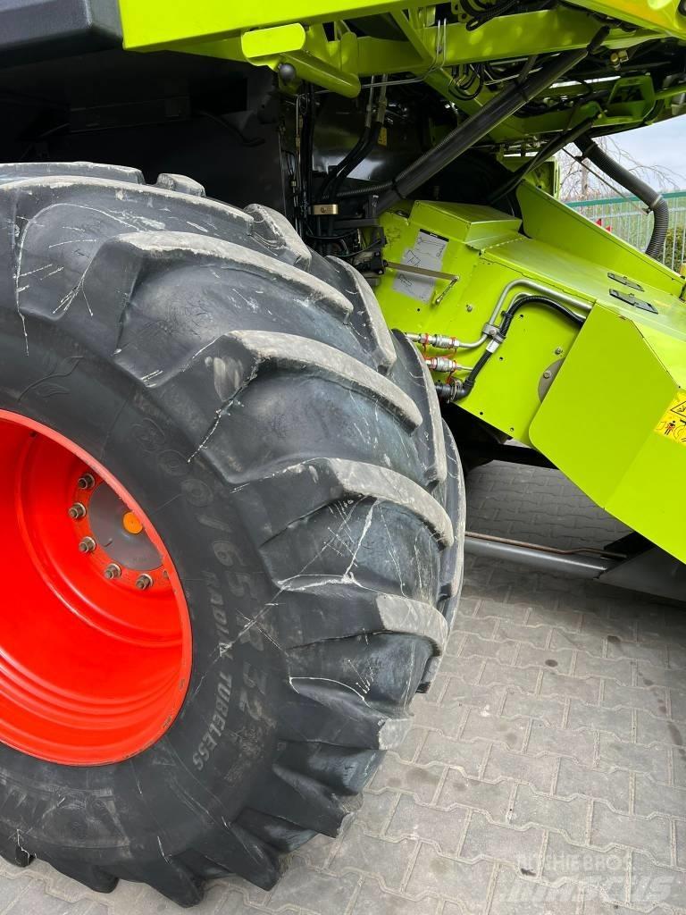CLAAS Lexion 750 Sklízecí mlátičky