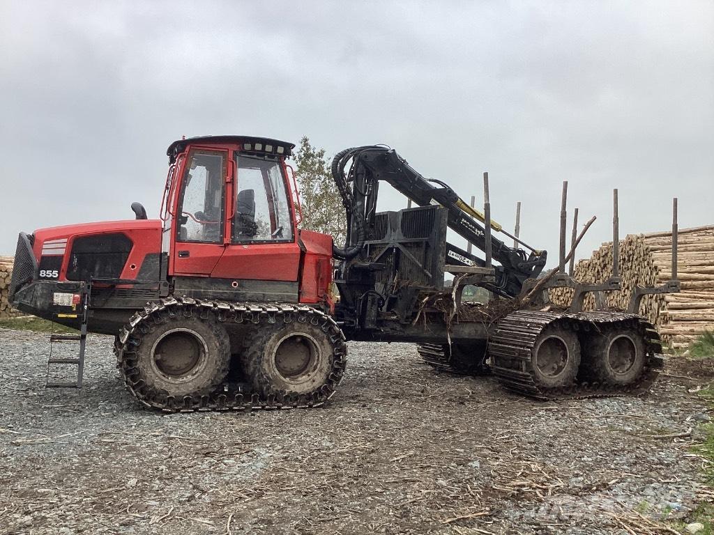 Komatsu 855 Vyvážecí traktory