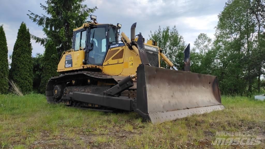 Komatsu D65PX-16 Pásové dozery