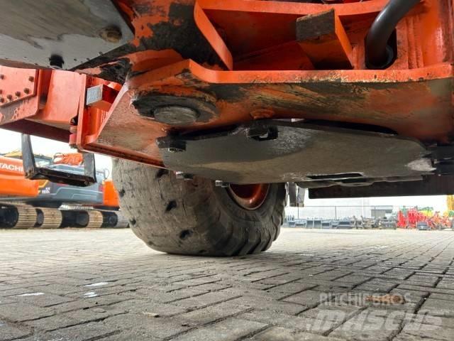 Hitachi ZW 310-6 Kolové nakladače