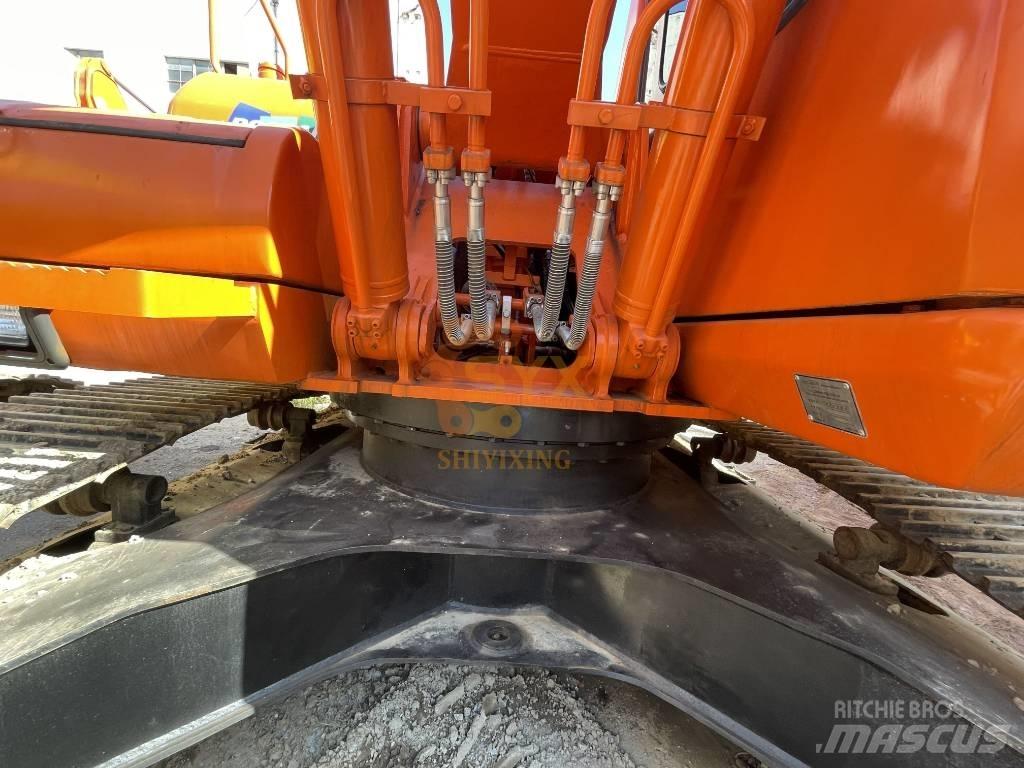 Doosan 220 LC-7 Pásová rýpadla