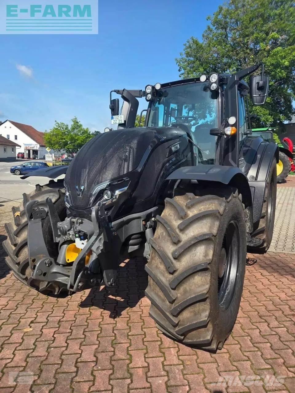 Valtra t195 d Traktory