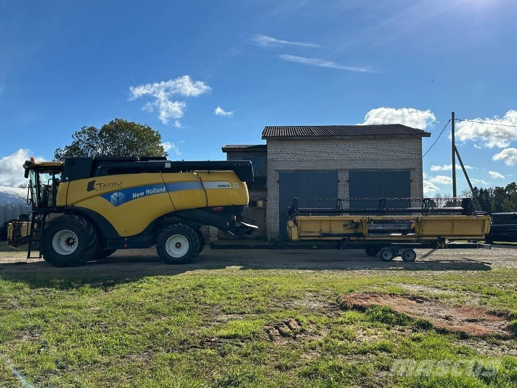 New Holland CX 8070 Sklízecí mlátičky