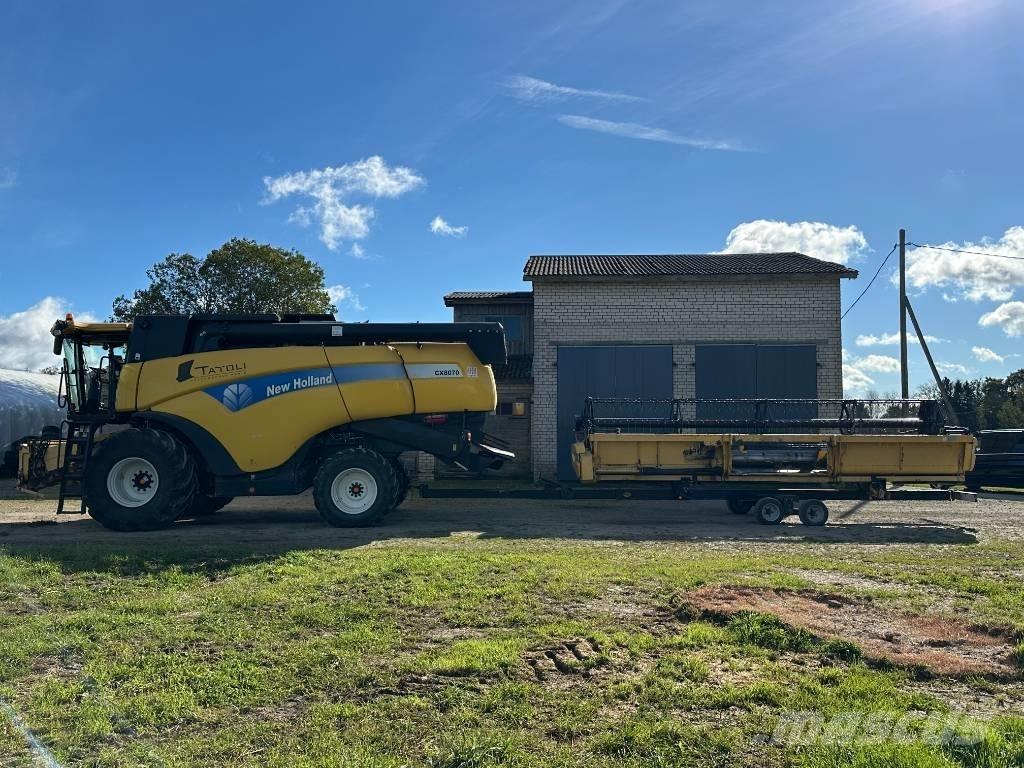New Holland CX 8070 Sklízecí mlátičky