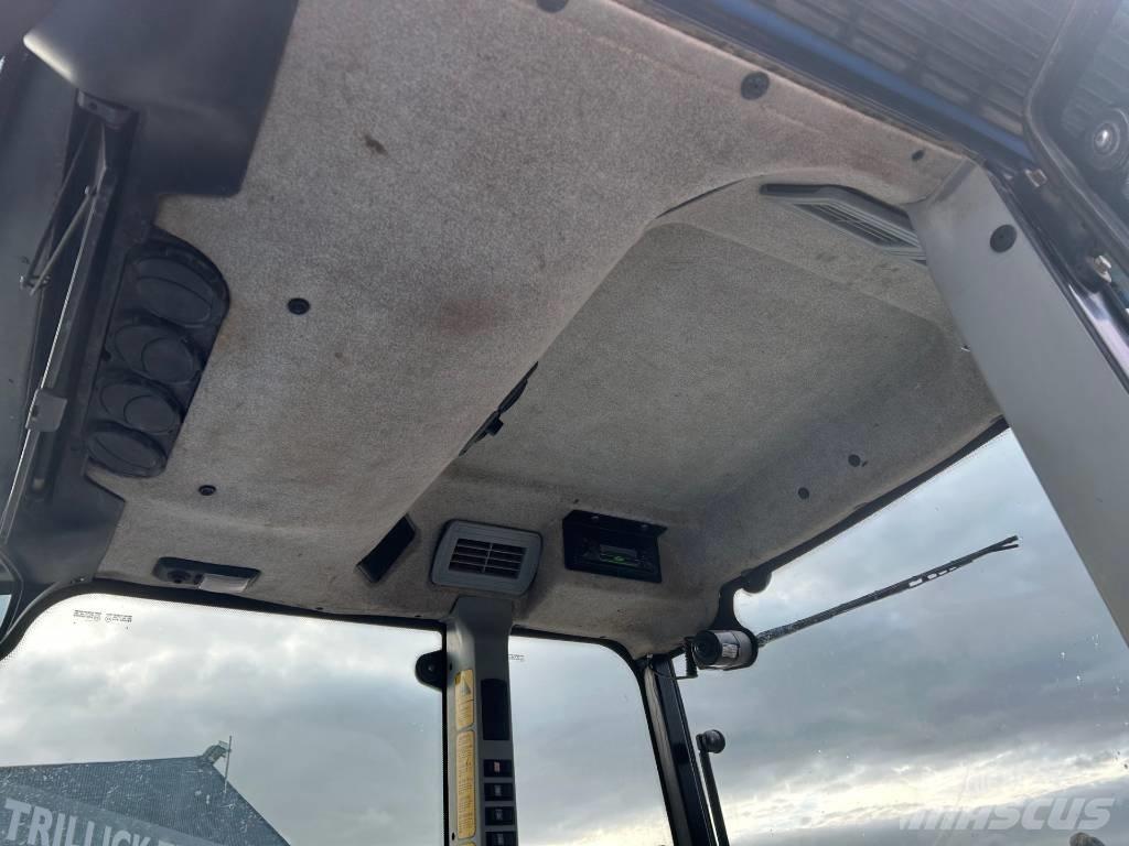New Holland T 4050 Traktory