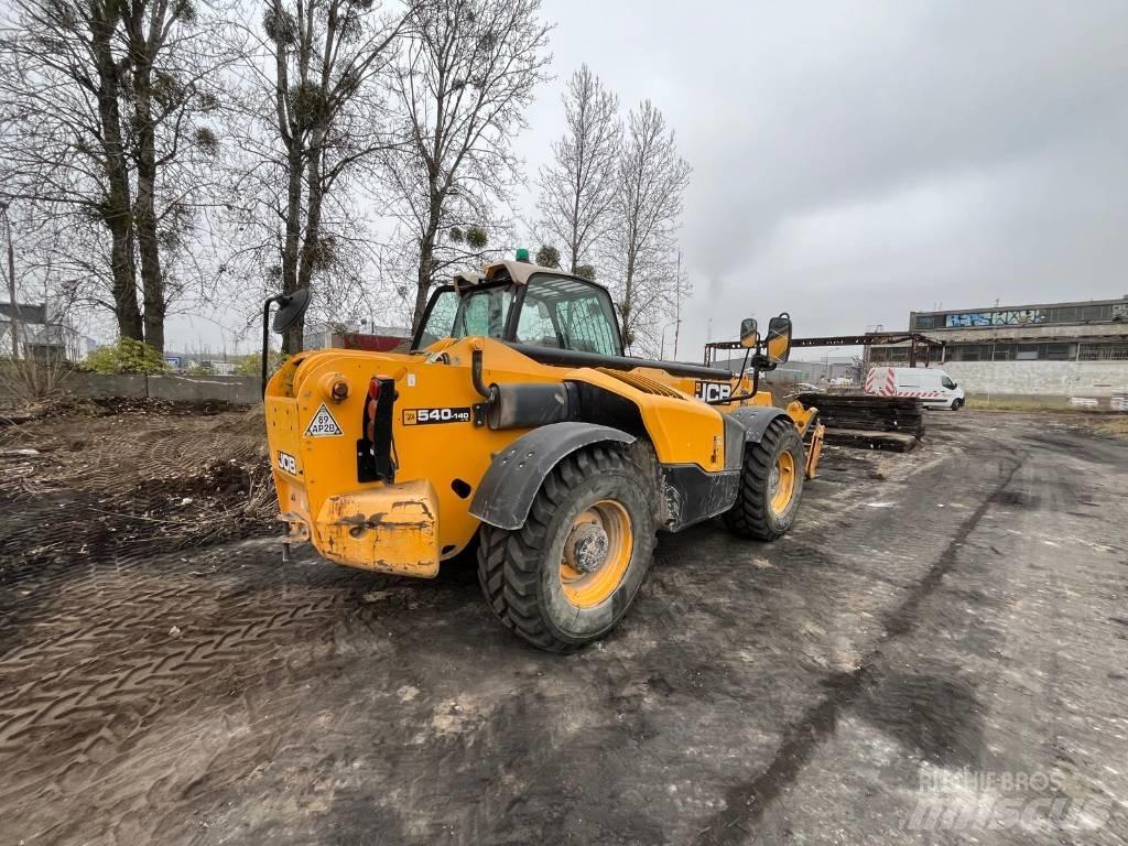JCB 540-140 Teleskopické manipulátory