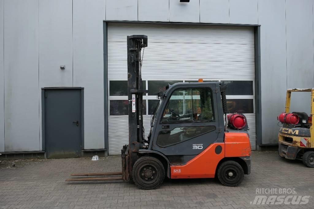 Toyota 02-8 FGF 30 LPG vozíky