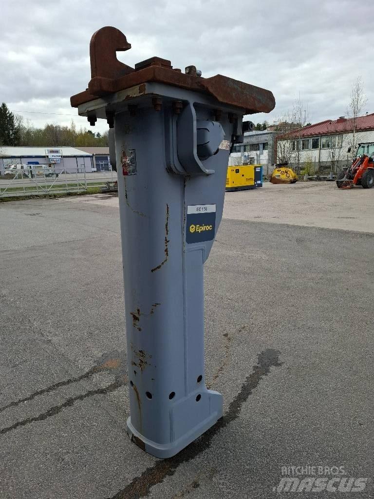 Epiroc EC 155CL Bourací kladiva / Sbíječky