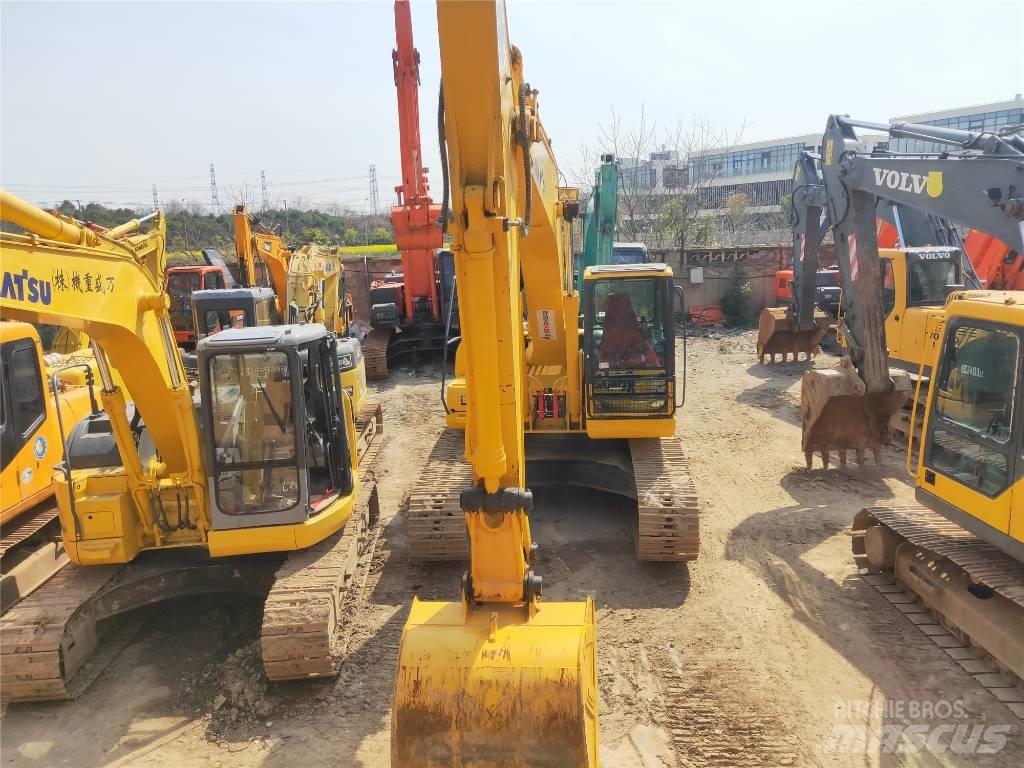 Komatsu PC 200-7 Pásová rýpadla