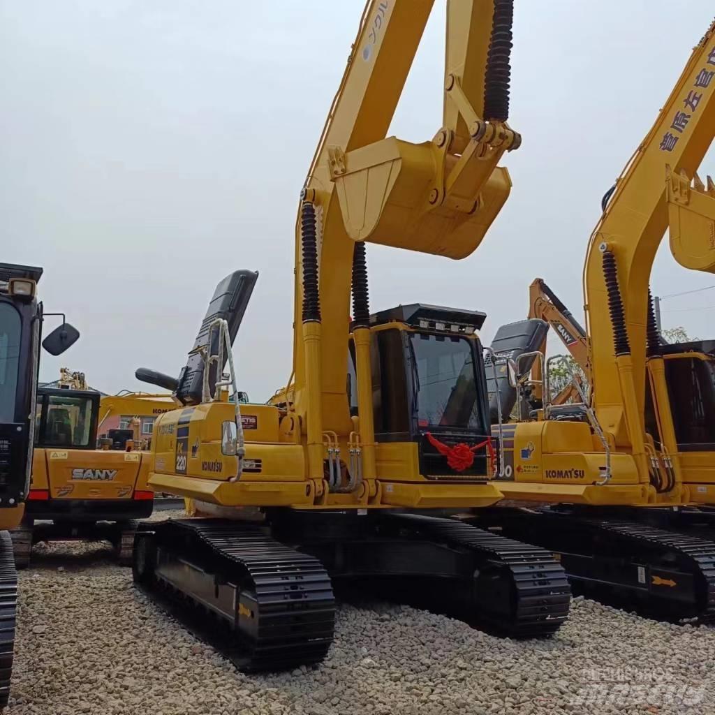 Komatsu PC 220 Pásová rýpadla