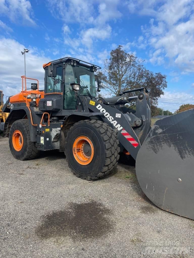 Doosan DL 380-7 Kolové nakladače