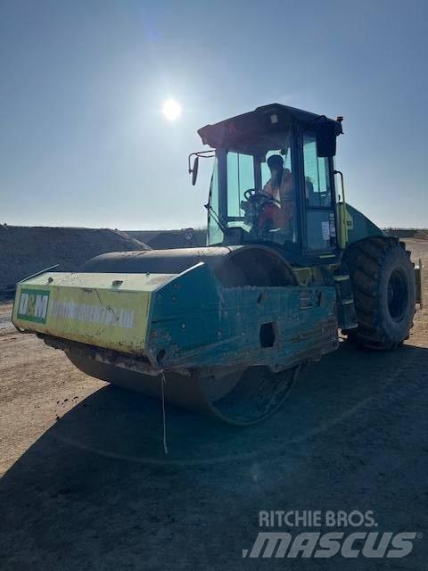 Ammann ARS 130 Tahačové válce