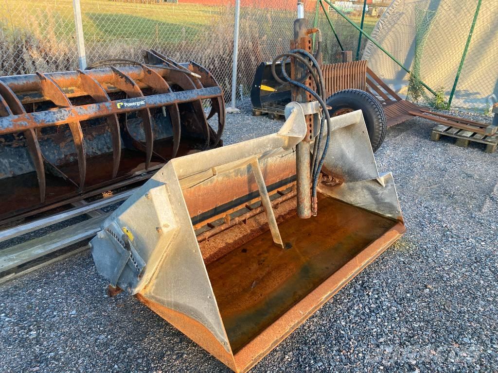 Fjärås 850/1800 Sypače písku a soli