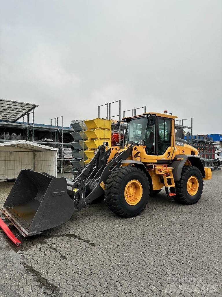 Volvo Radlader L60H Kolové nakladače