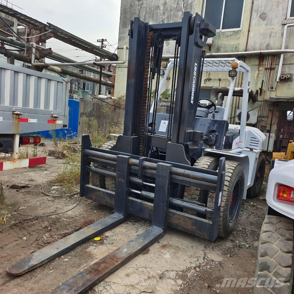 TCM FD 100 Dieselové vozíky