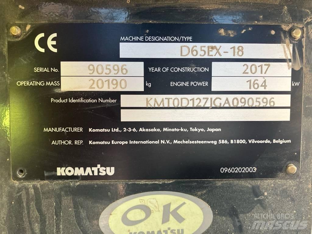 Komatsu D65 EX-18 Pásové dozery