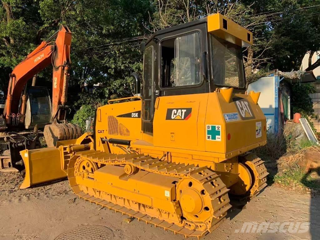 CAT D 5 K Pásové dozery