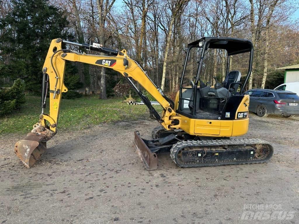 CAT 303.5 E CR Mini rýpadla < 7t