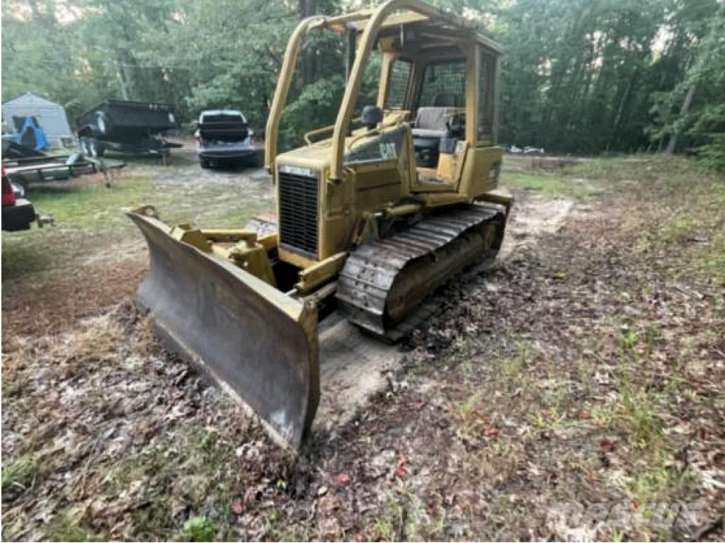 CAT D 5 G Pásové dozery