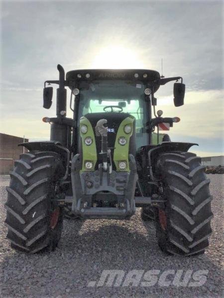 CLAAS ARION 530 Traktory