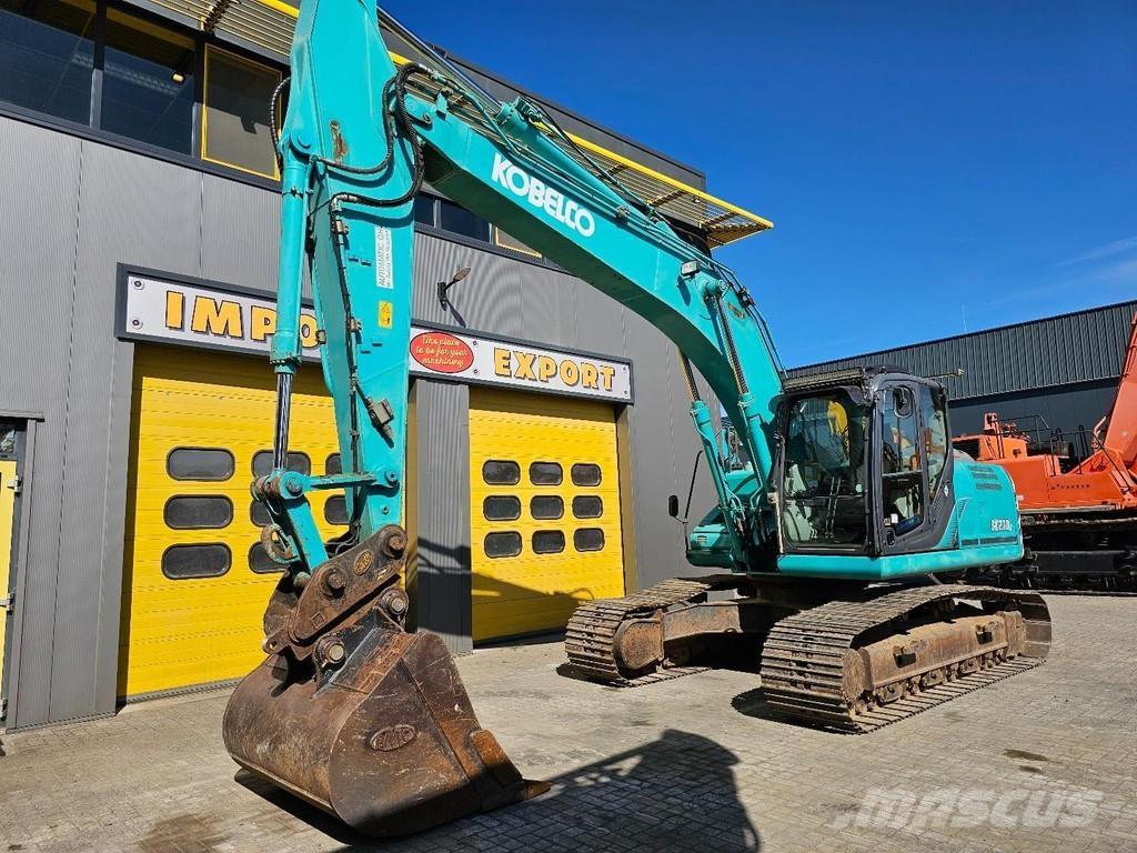 Kobelco SK210LC-9 Pásová rýpadla