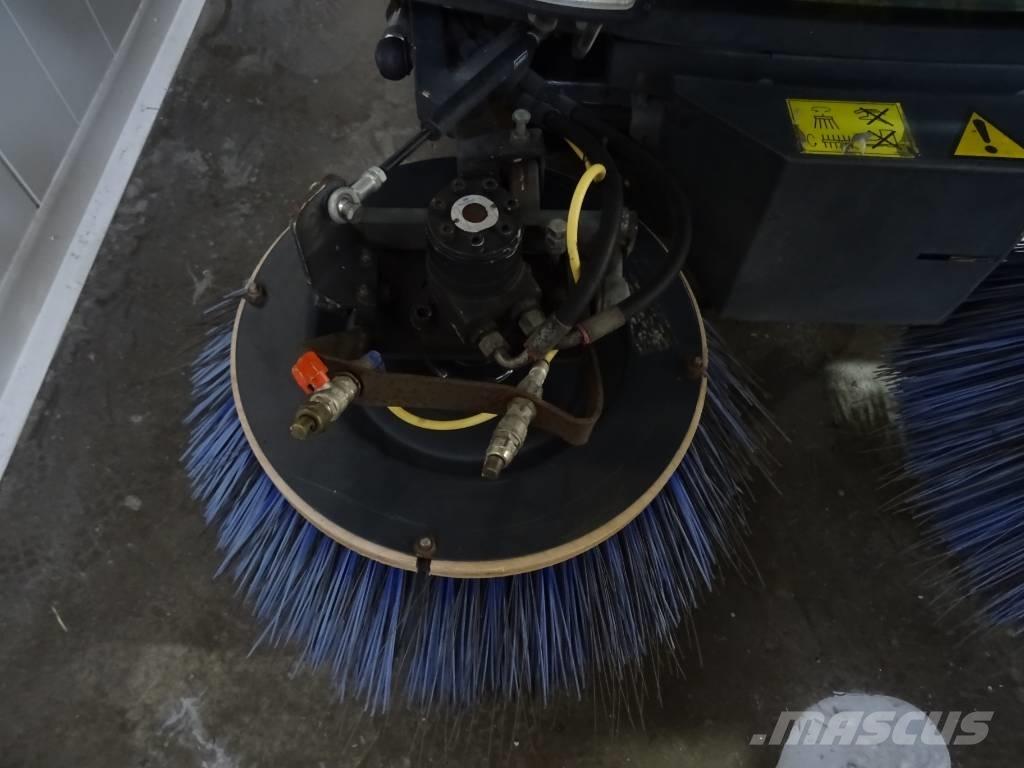 Dulevo 200 Quattro Zametací stroje