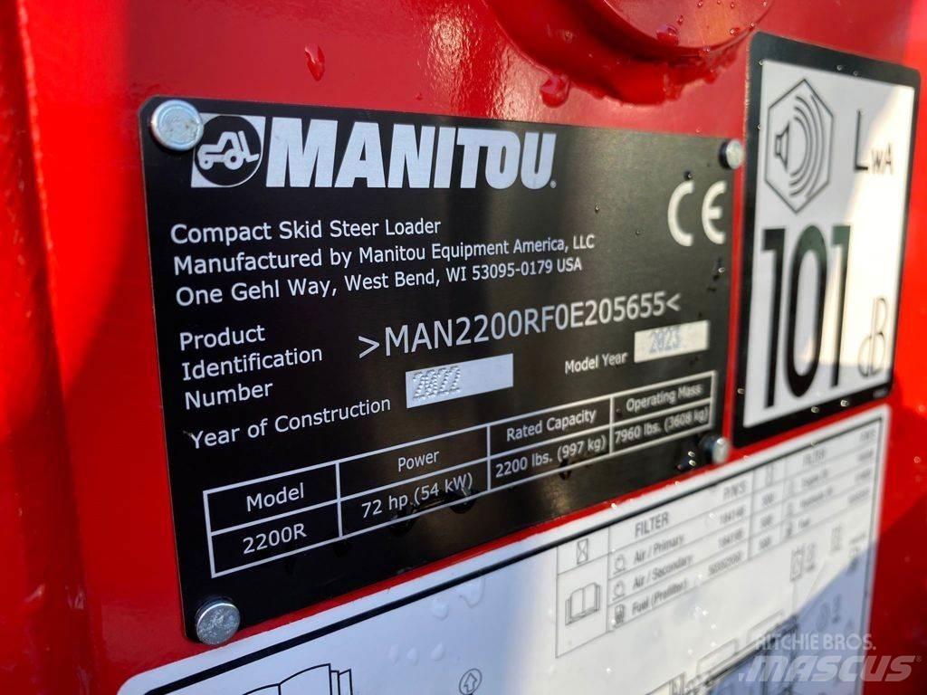 Manitou 2200R Smykem řízené nakladače