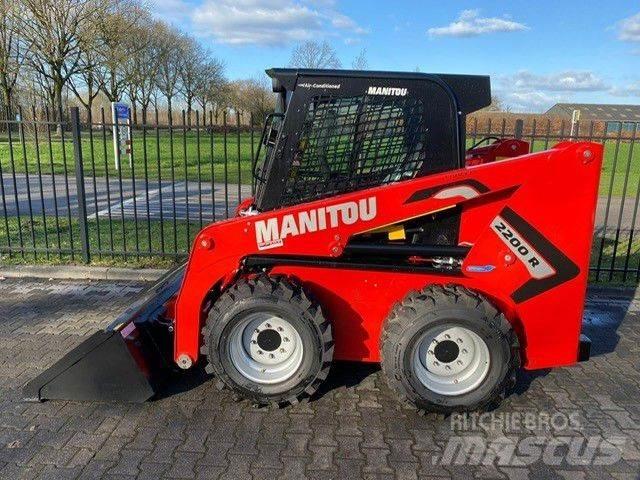 Manitou 2200R Smykem řízené nakladače
