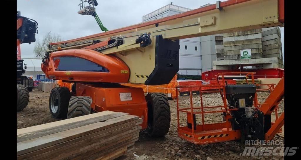 JLG 1250 AJP Kloubové plošiny