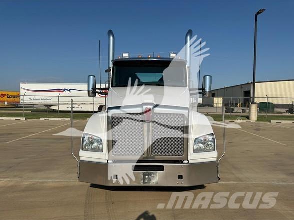 Kenworth T880 Tahače
