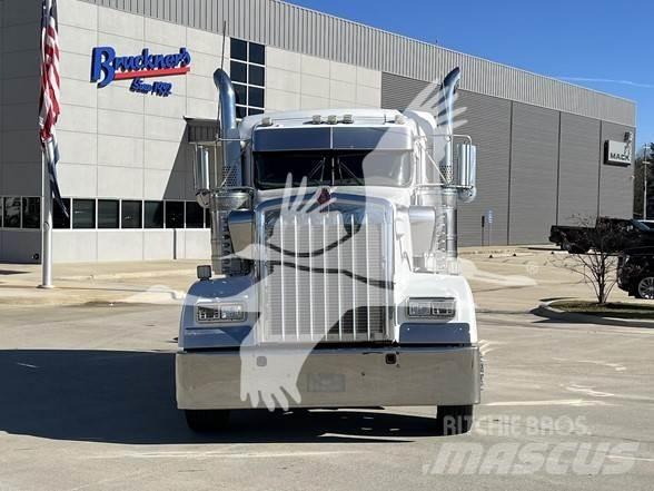 Kenworth W900 Tahače