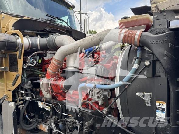 Kenworth W900 Tahače