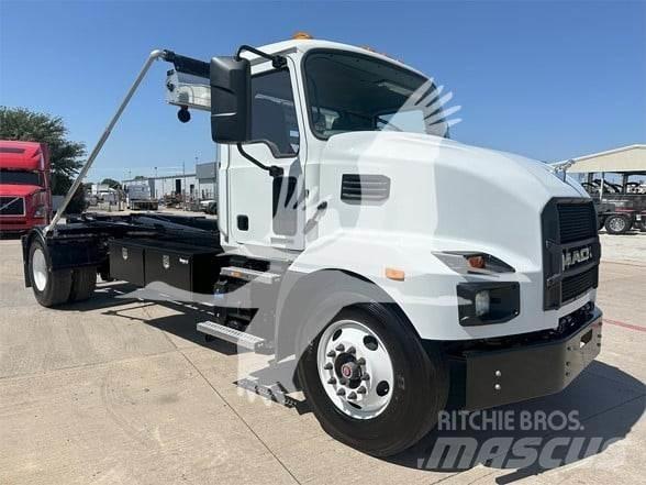 Mack MD6 Popelářské vozy